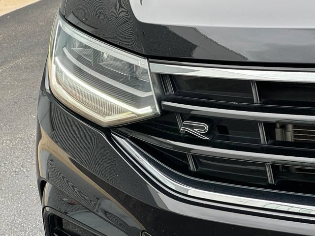 Certified 2024 Volkswagen Tiguan SE R-Line AWD/4WD image 10