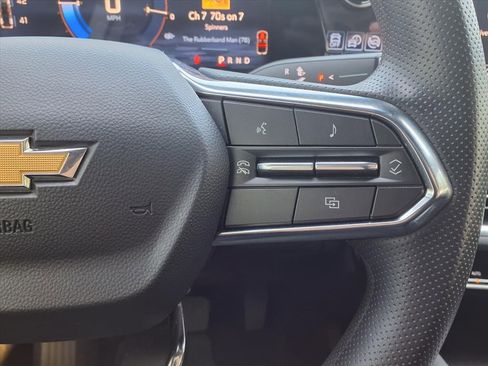 Used 2025 Chevrolet Equinox EV LT image 22