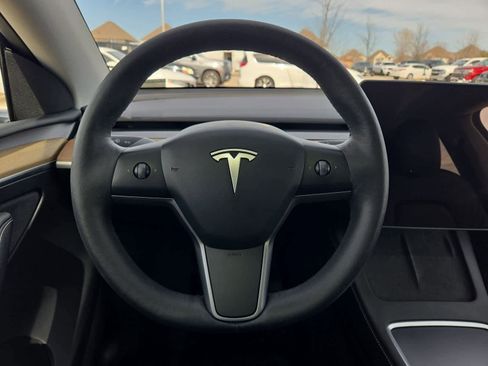 Used 2023 Tesla Model Y Long Range image 26