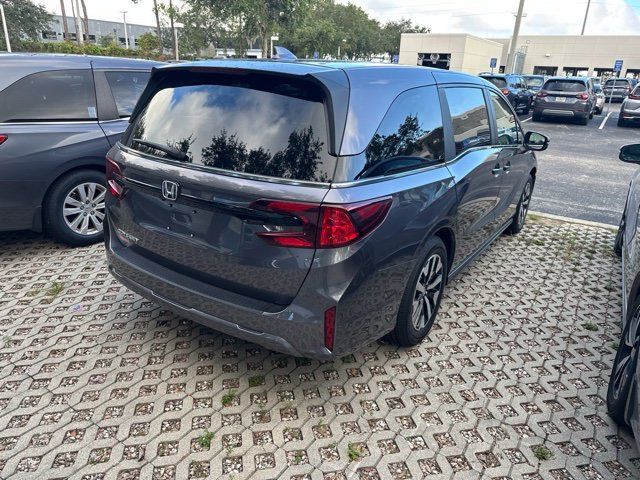 Certified 2026 Honda Odyssey EX-L image 5