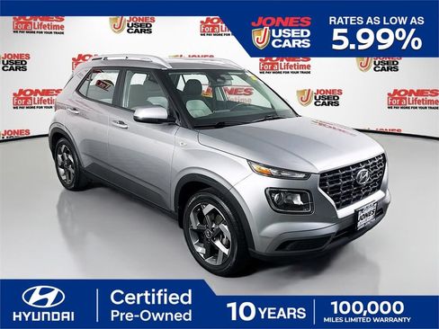 Certified 2023 Hyundai Venue SEL FWD image 1