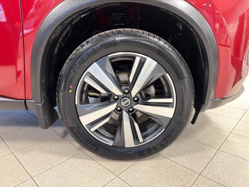 Used 2021 Nissan Rogue SL AWD/4WD image 15