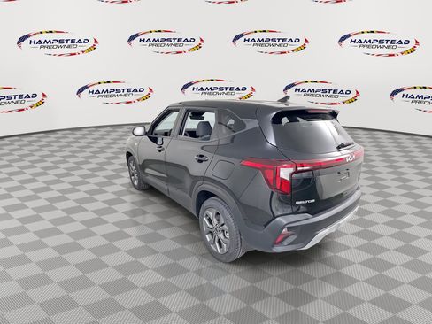 Used 2024 Kia Seltos LX image 6