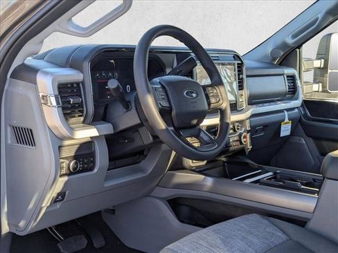 New 2026 Ford F250 XLT w/ XLT Premium Package image 3