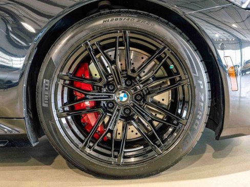 Used 2025 BMW M5 w/ Carbon Package image 28