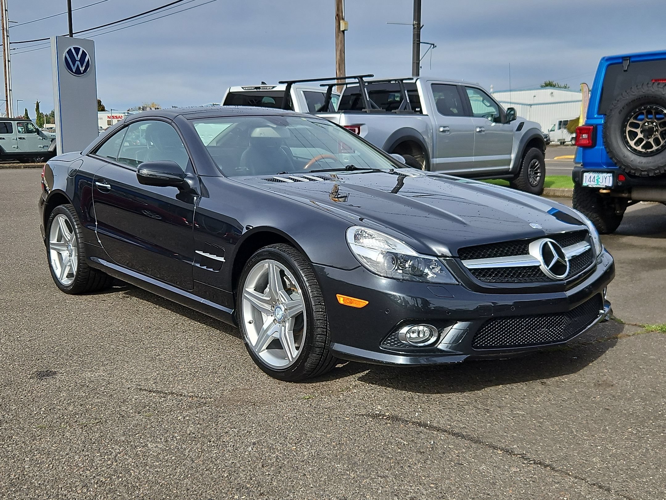 Used 2012 Mercedes-Benz SL 550 image 7