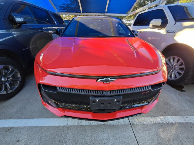 Used 2025 Chevrolet Equinox EV RS FWD image 2