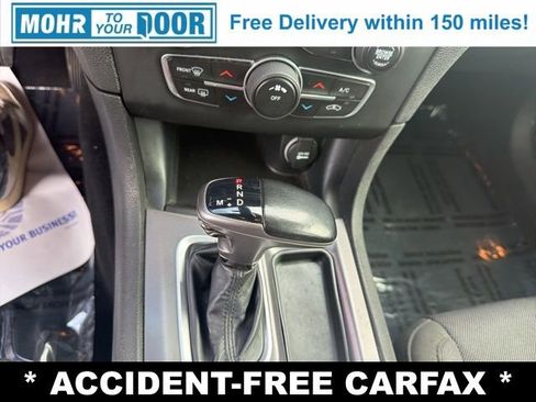 Used 2019 Dodge Charger SXT image 20