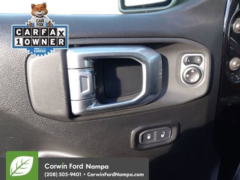 Used 2020 Jeep Gladiator Sport w/ Quick Order Package 24S image 11