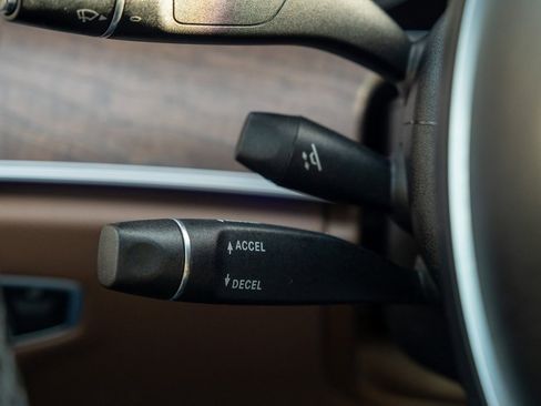 Used 2017 Mercedes-Benz E 300 E 300 image 14