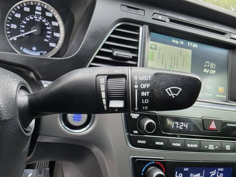 Used 2016 Hyundai Sonata Sport w/ Option Group 03 FWD image 26