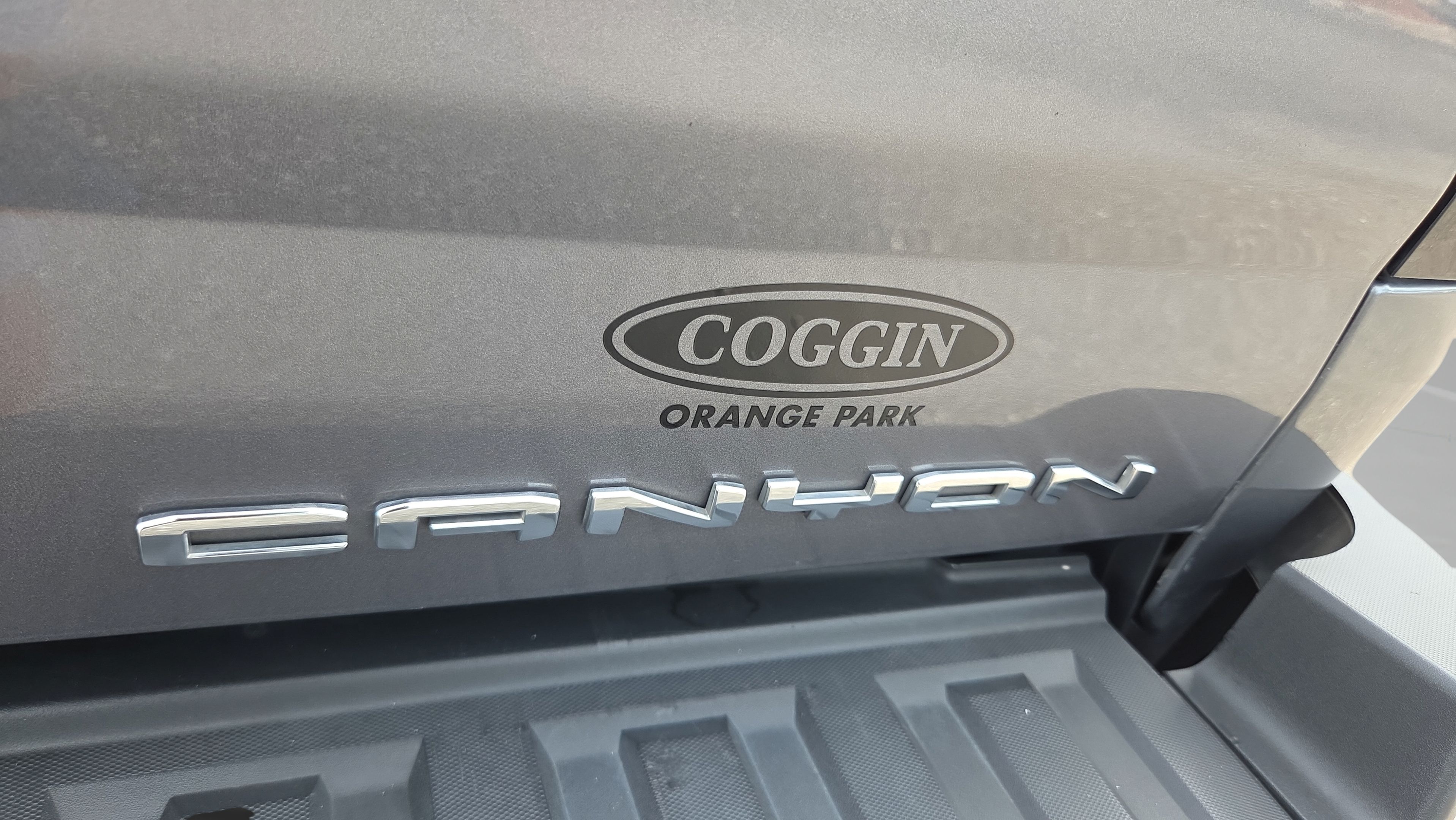 Used 2022 GMC Canyon Denali AWD/4WD image 17