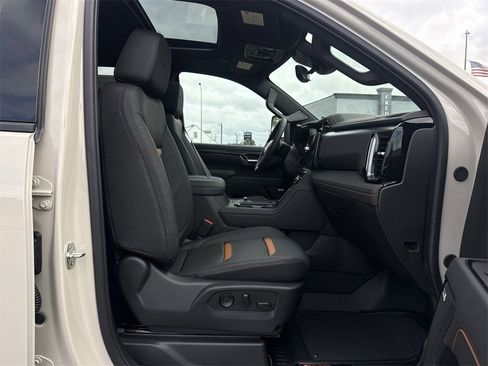 New 2026 GMC Sierra 3500 AT4 w/ AT4 Premium Plus Package image 27