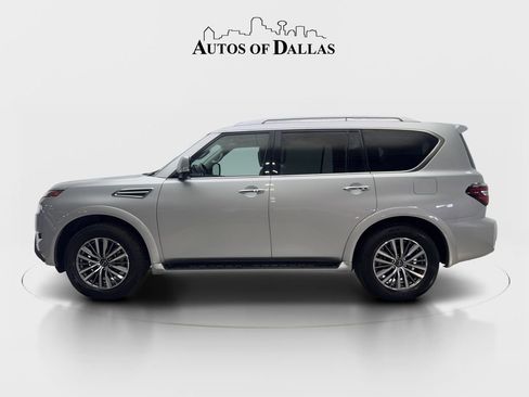 Used 2024 Nissan Armada SL AWD/4WD image 5