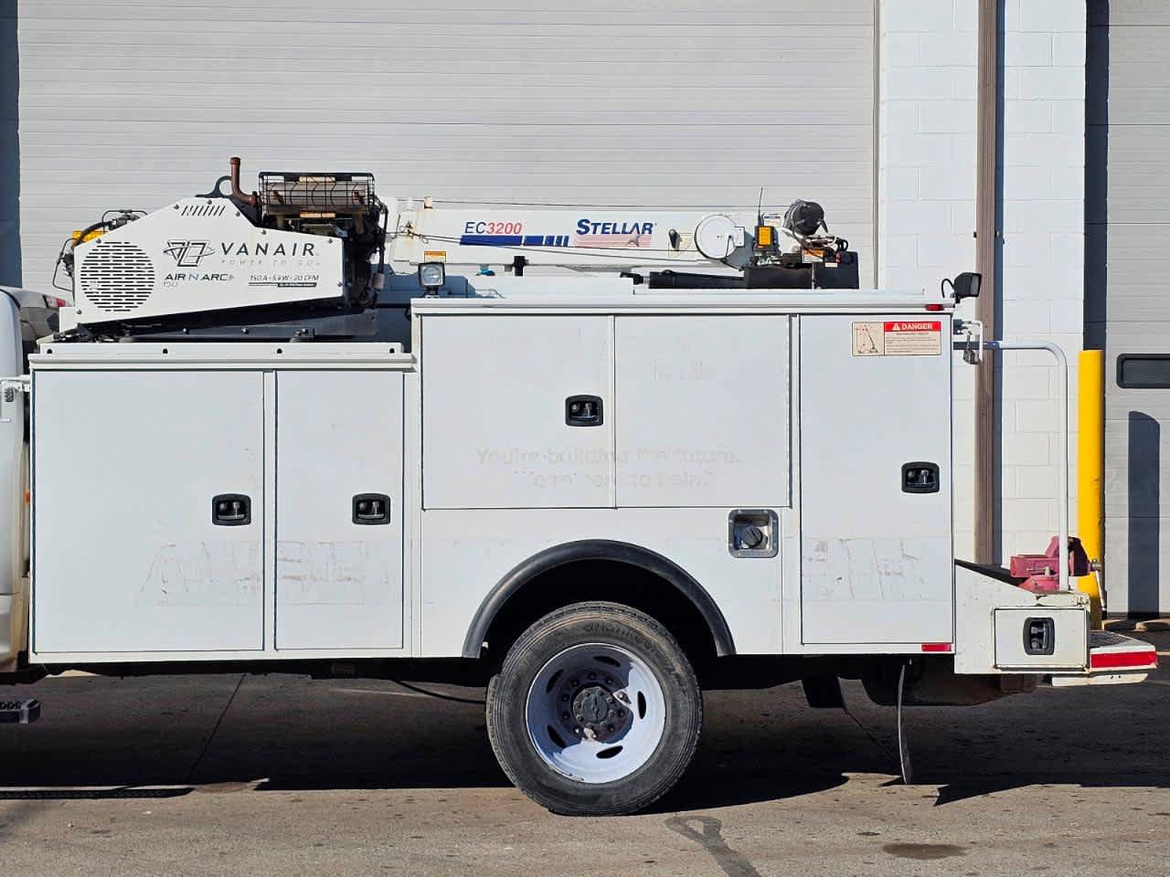 Used 2019 Ford F550 4x4 Regular Cab Super Duty image 7