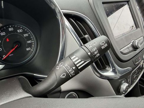 Certified 2023 Chevrolet Equinox LS w/ LS Convenience Package image 28