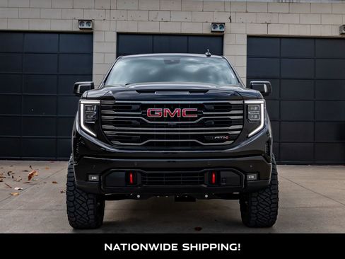 Used 2025 GMC Sierra 1500 AT4 w/ AT4 Premium Package AWD/4WD image 4