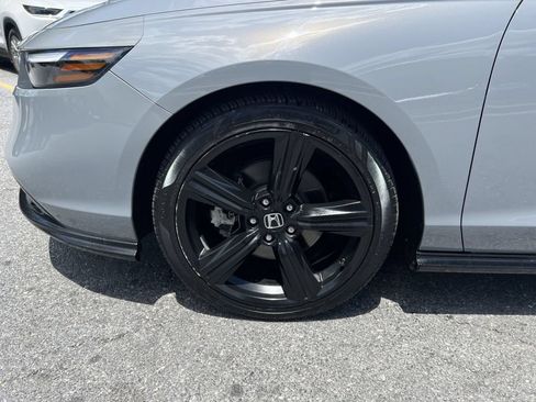 Used 2023 Honda Accord Sport image 12