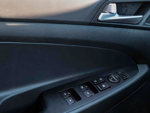 Used 2019 Hyundai Tucson Night image 16