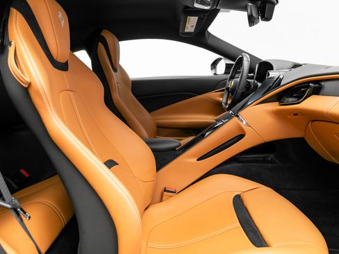 Certified 2024 Ferrari Roma image 52