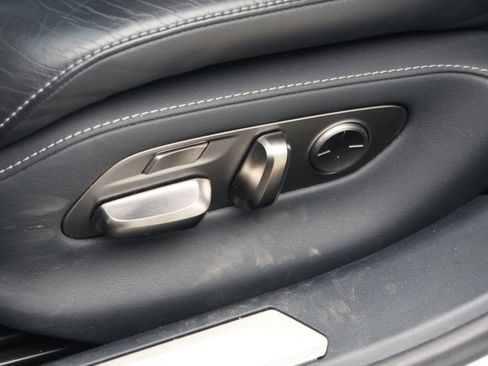 Used 2020 Lexus LS 500 w/ Interior Upgrade Package image 33