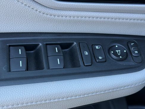 Used 2023 Honda Odyssey Touring image 13
