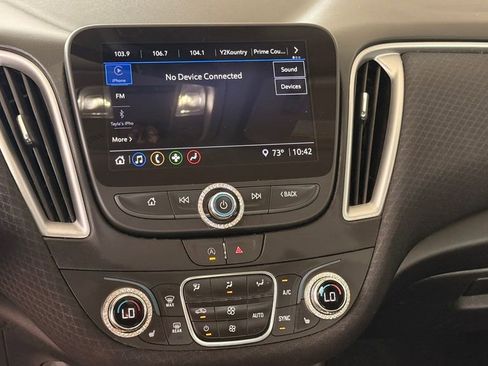 Used 2024 Chevrolet Malibu LT FWD image 17