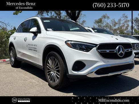 Certified 2026 Mercedes-Benz GLC 300 image 1