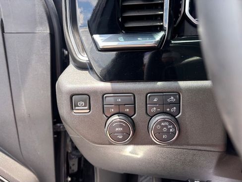 Used 2025 Chevrolet Silverado 2500 LT w/ Trail Boss Package AWD/4WD image 21