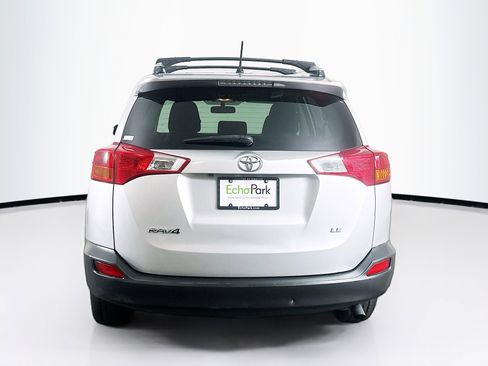 Used 2015 Toyota RAV4 LE image 7