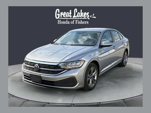 Used 2024 Volkswagen Jetta SE FWD image 1