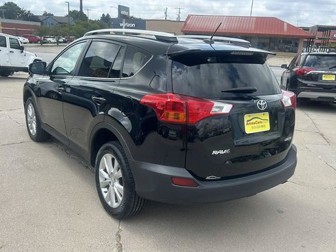 Used 2014 Toyota RAV4 Limited w/ Technology Package FWD image 5
