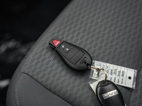 Used 2017 RAM 2500 Tradesman w/ Chrome Appearance Group image 48