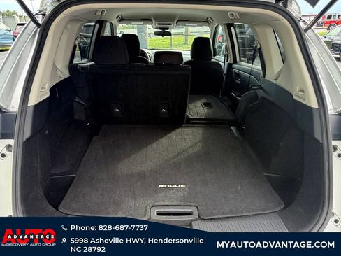 Used 2024 Nissan Rogue S AWD/4WD image 29