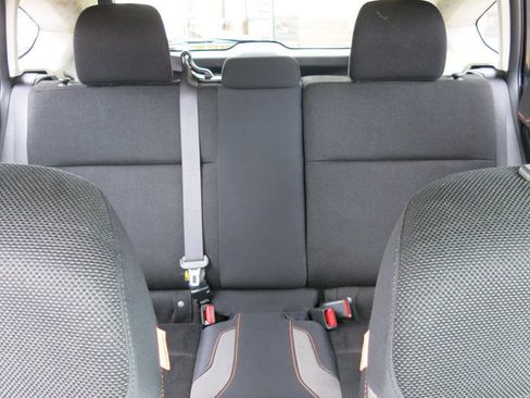 Used 2017 Subaru Crosstrek 2.0i Premium image 18