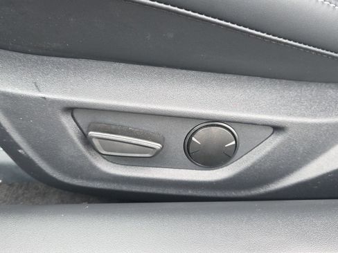 Used 2025 Ford Mustang GT Premium image 11