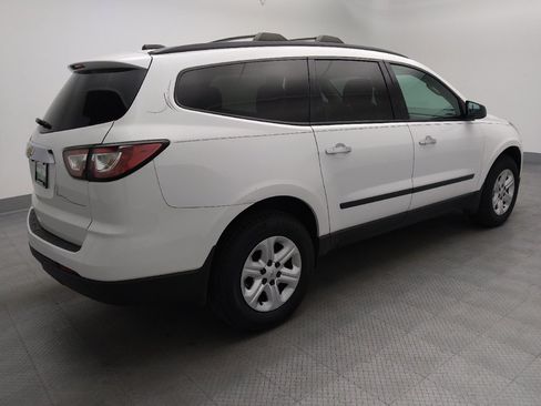 Used 2017 Chevrolet Traverse LS FWD image 10