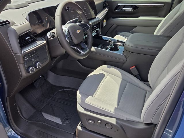 New 2026 Chevrolet Suburban LS w/ LPO, Dark Essentials Package RWD image 6