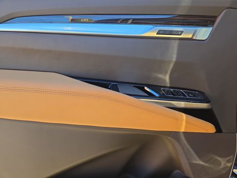 New 2026 Cadillac Escalade Luxury w/ Touring Package image 15