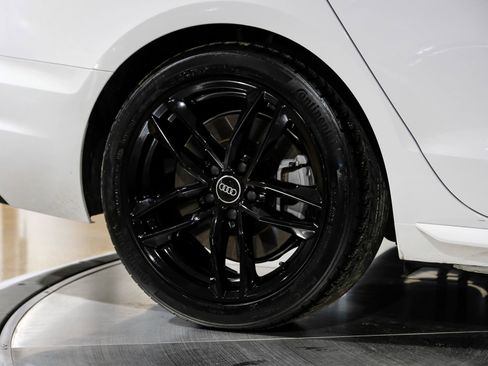 Used 2023 Audi A4 2.0T Premium w/ Convenience Package image 59