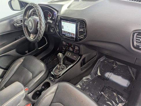 Certified 2018 Jeep Compass Limited w/ Navigation Group image 35
