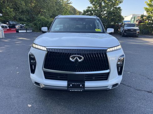 New 2026 INFINITI QX80 Luxe w/ Cargo Package image 8