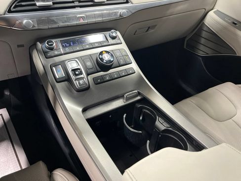 Used 2022 Hyundai Palisade Limited w/ Cargo Package AWD/4WD image 31