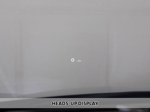 Used 2024 Buick Enclave Premium image 4