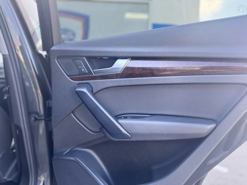 Used 2020 Audi Q5 2.0T Premium image 46