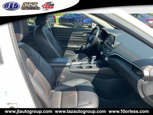 Used 2019 Nissan Altima 2.5 SR w/ SR Premium Package FWD image 14