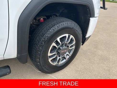 Used 2022 GMC Sierra 2500 AT4 AWD/4WD image 15
