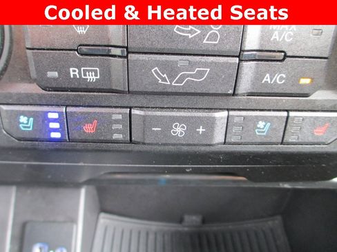 Used 2019 Ford F150 Raptor w/ Equipment Group 802A Luxury image 17