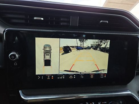 Used 2024 GMC Sierra 1500 Denali RWD image 27
