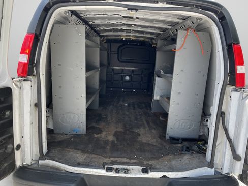 Used 2022 Chevrolet Express 2500 Extended w/ Driver Convenience Package image 19